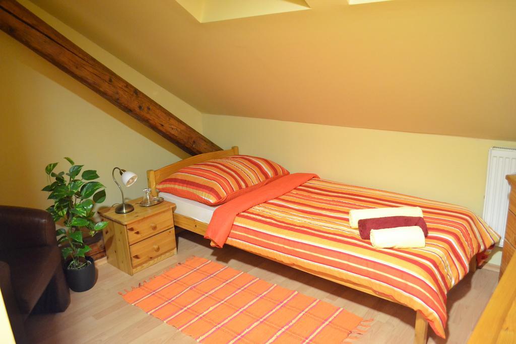 Byron Otel Zlaté Moravce Oda fotoğraf